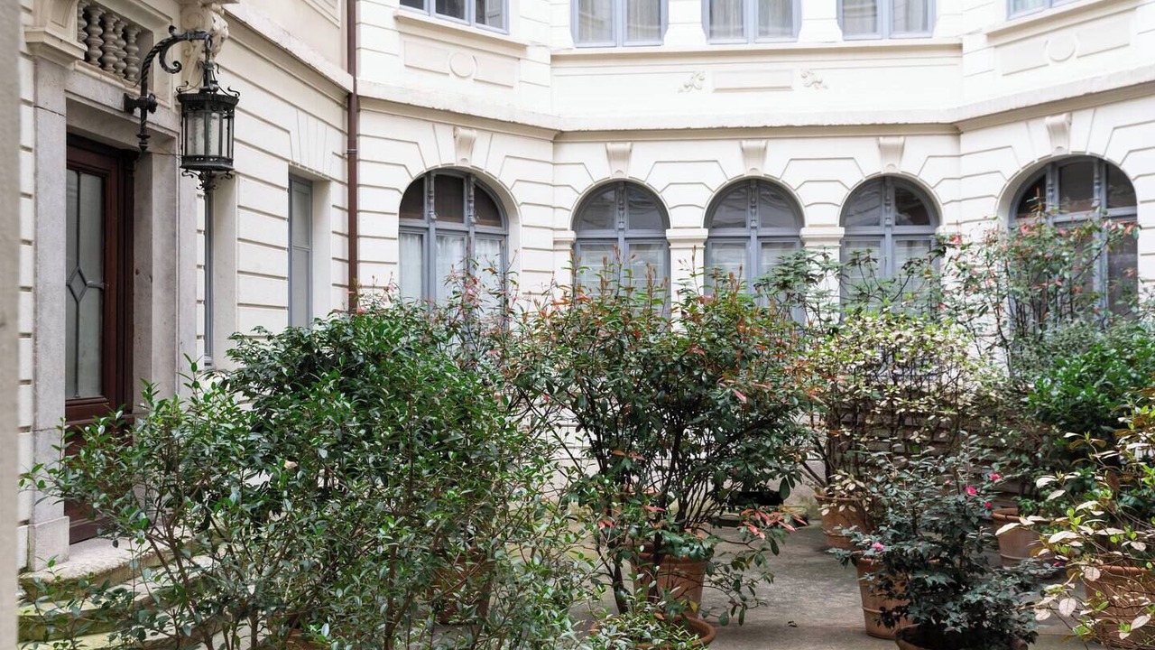 Photo of Others in Moliere - Edgard Quinet