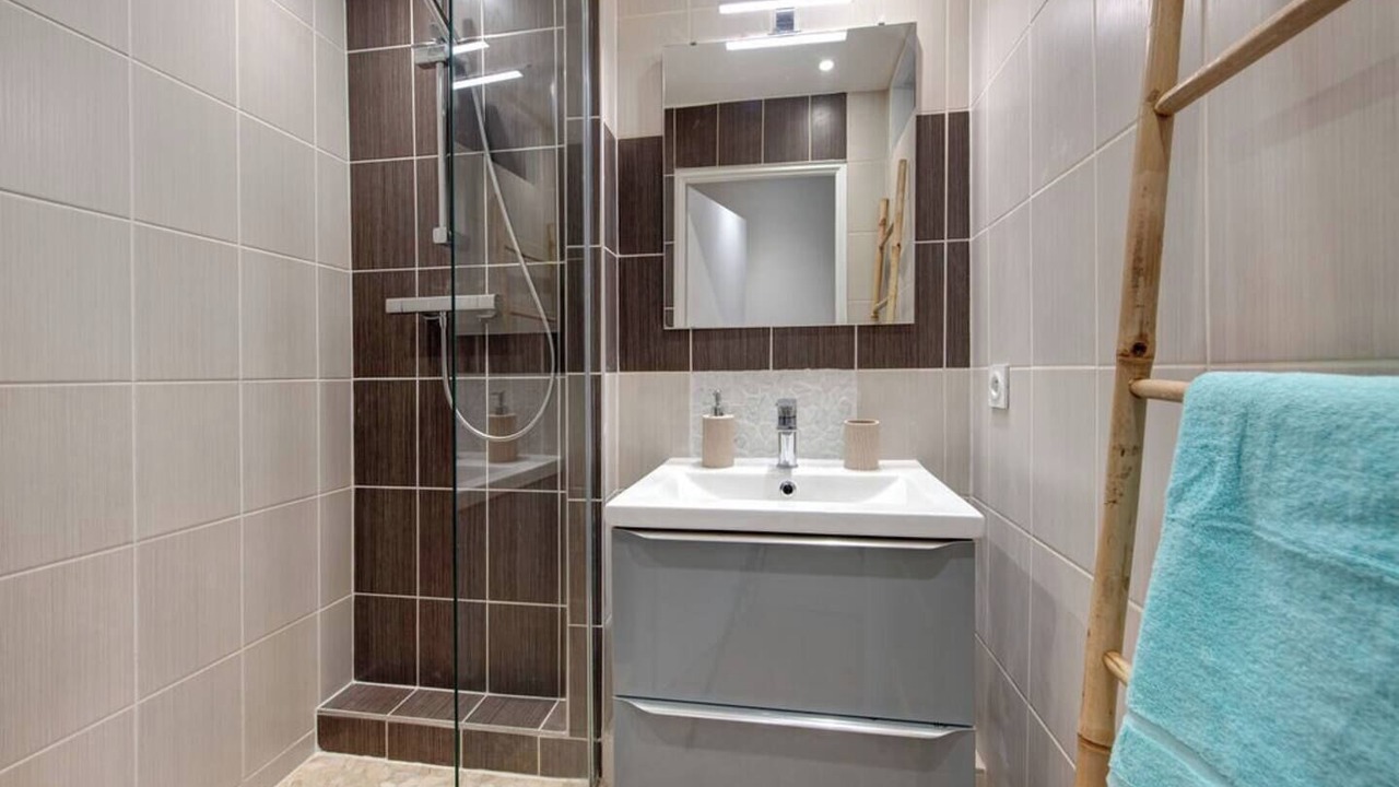Photo of Bathroom in Marechal Lyautey - Vitton