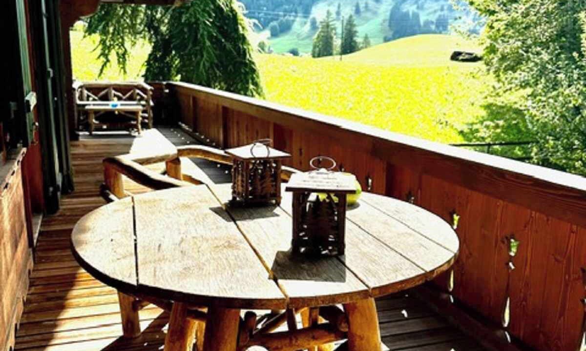 Photo of Patio Balcony in Zweisimmen Nr Gstaad