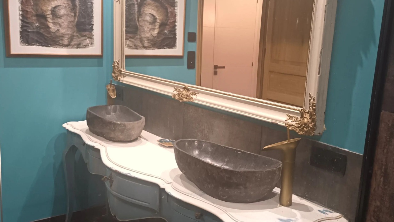 Photo of Bathroom in Saint-Vincent-sur-Graon