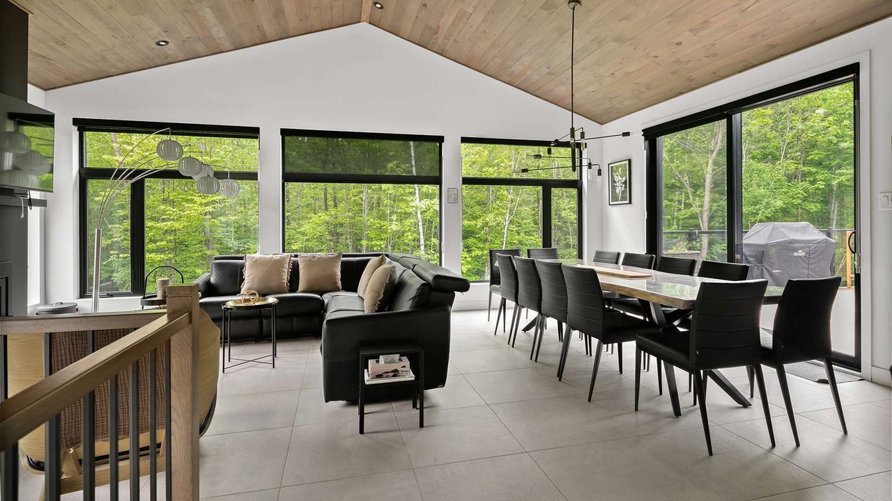 Photo of Livingroom in Eastman