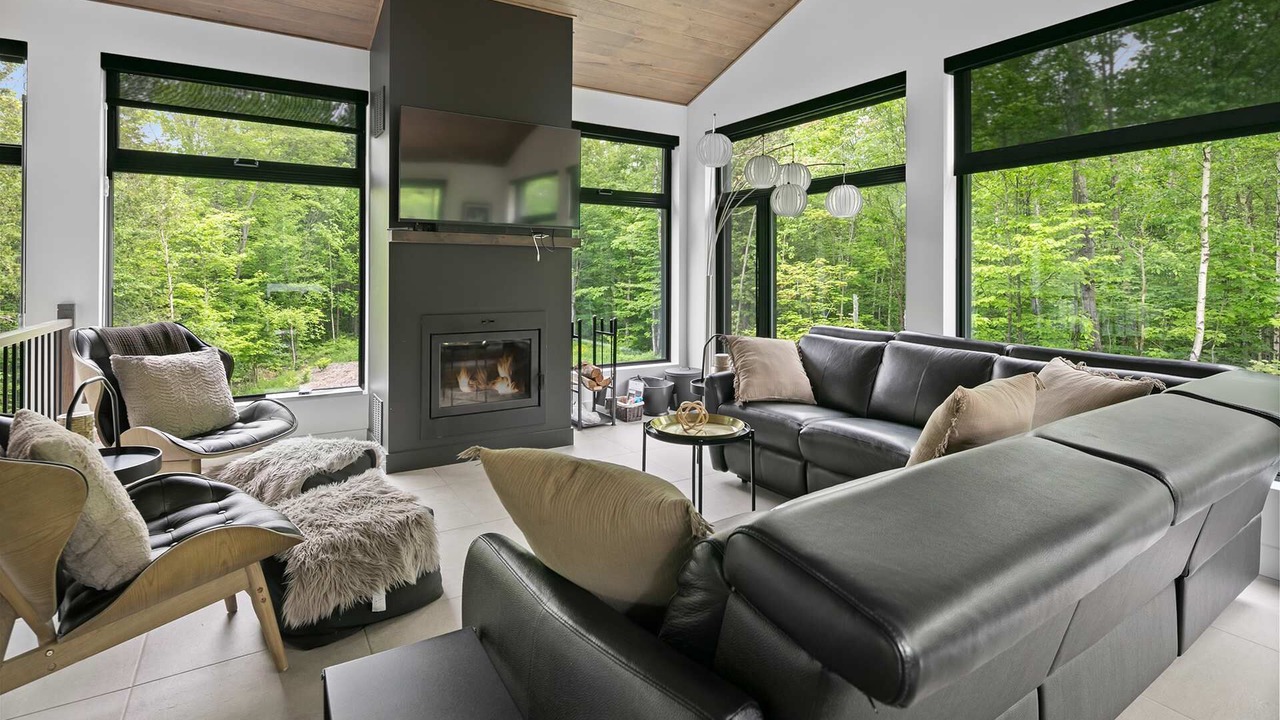 Photo of Livingroom in Eastman