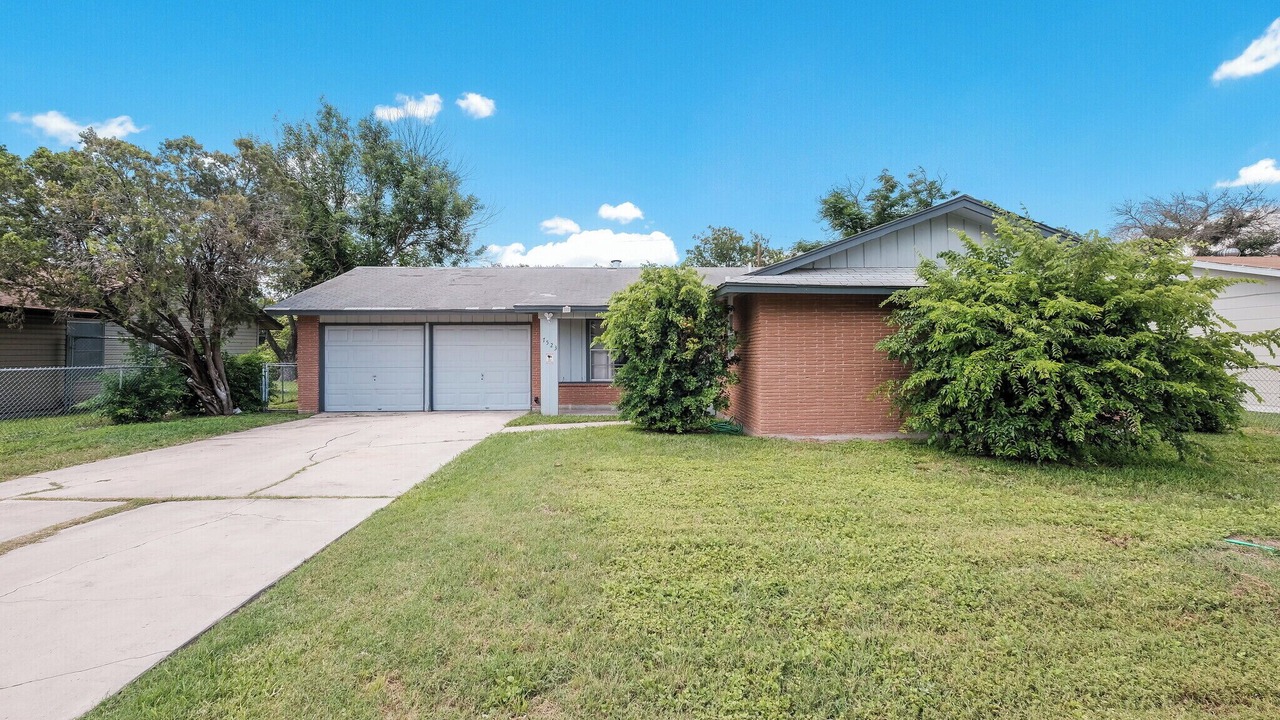 Photo of Outdoor in Lackland Terrace