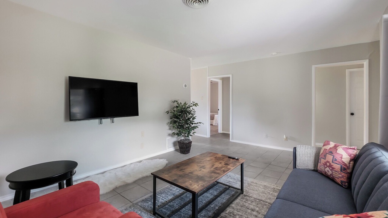Photo of Livingroom in Lackland Terrace