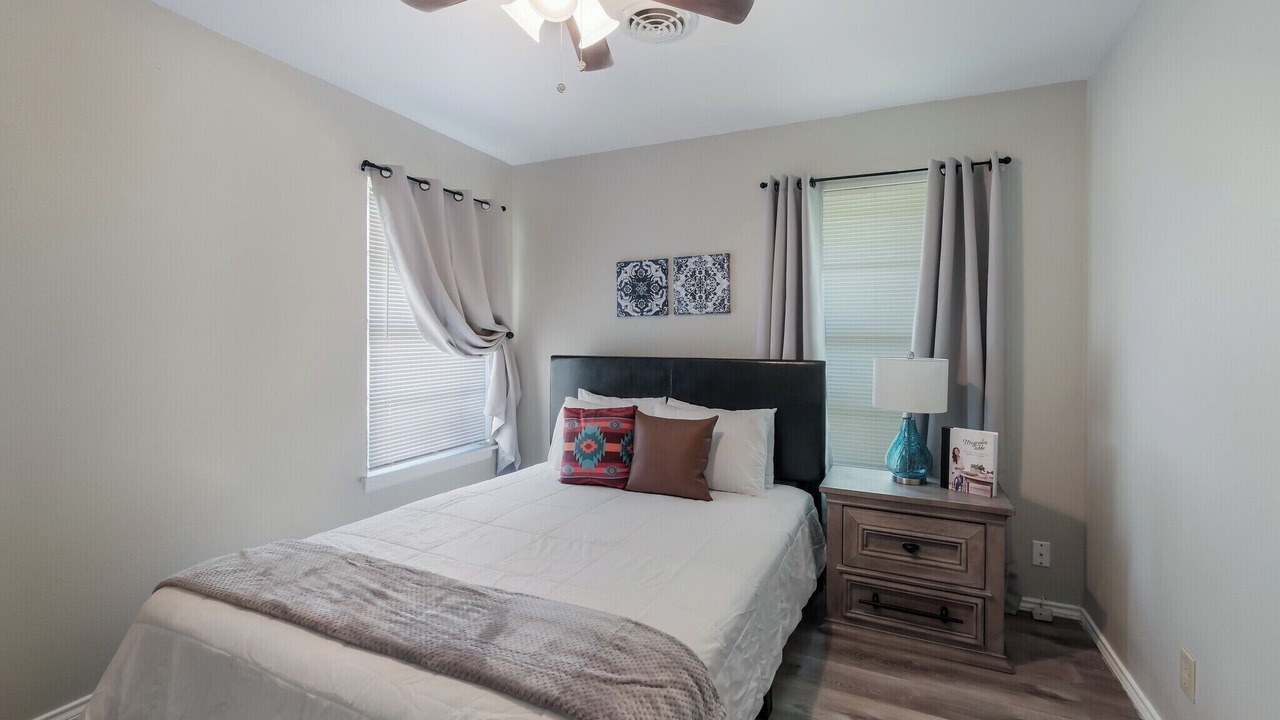 Photo of Bedroom in Lackland Terrace