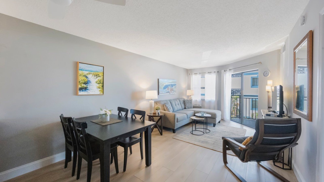 Photo of Livingroom in Belle Vista