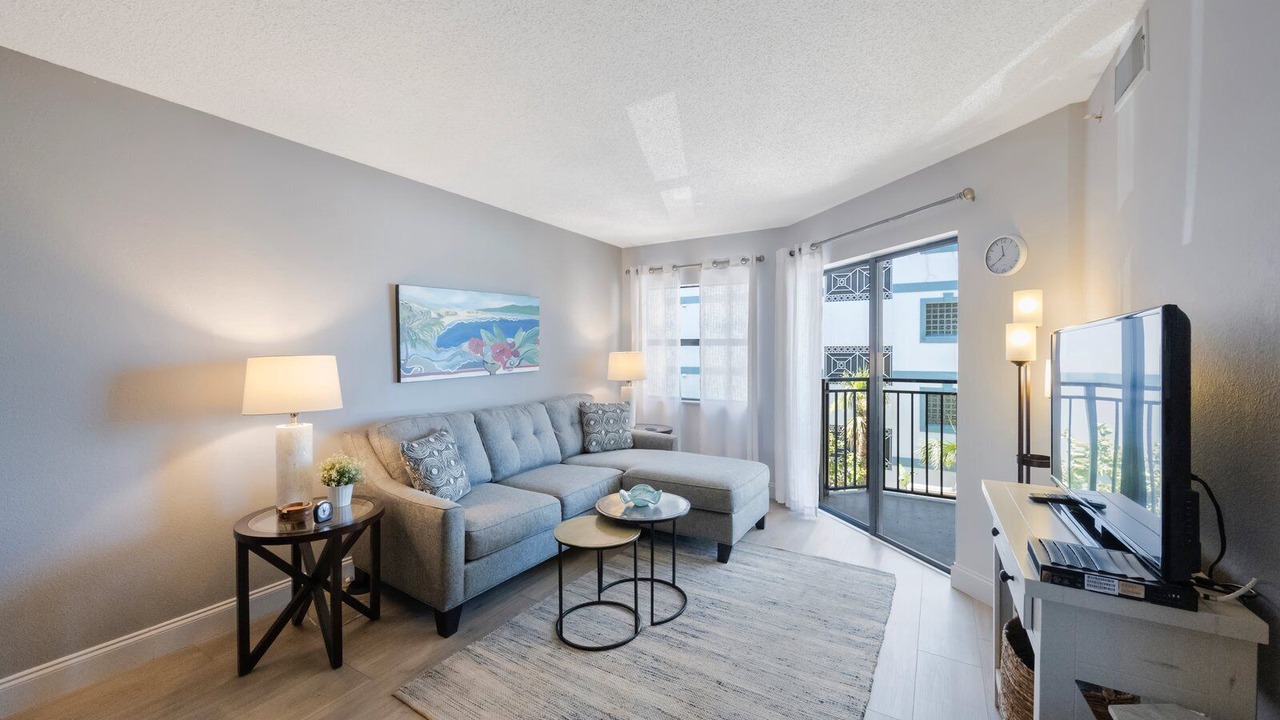 Photo of Livingroom in Belle Vista