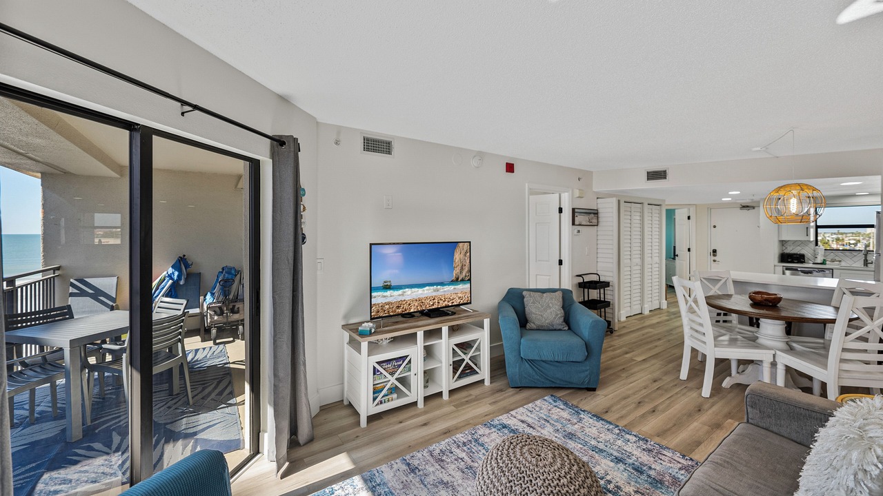 Photo of Livingroom in Belle Vista