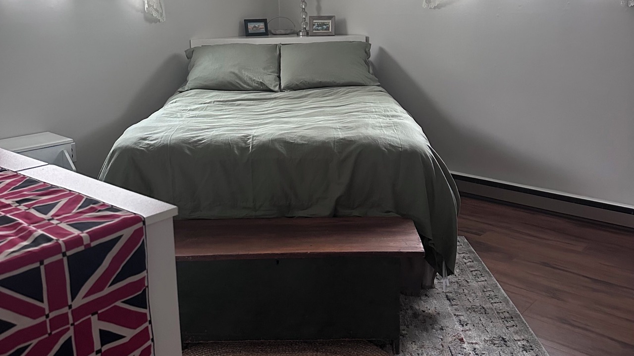 Photo of Bedroom in Brier Hill