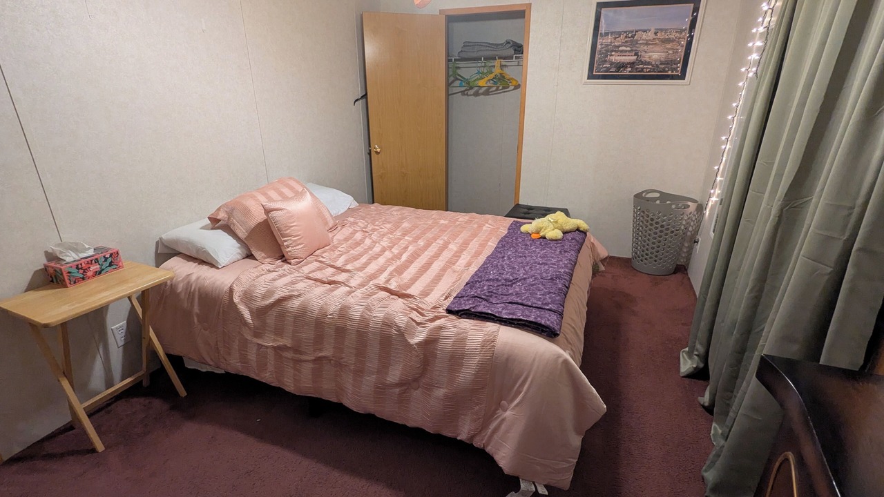 Photo of Bedroom in Adams Center