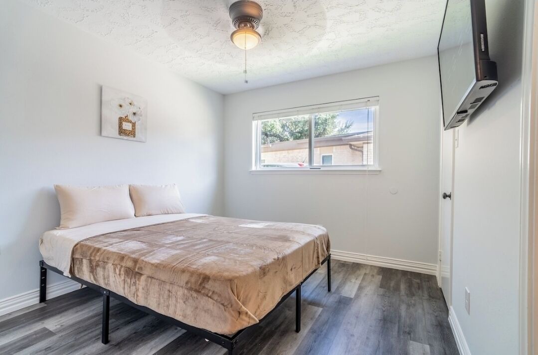 Photo of Bedroom in Meadows Place