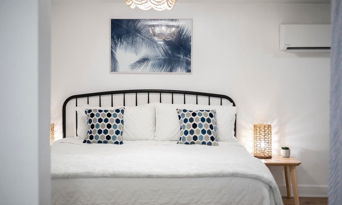 Photo of Bedroom in Dixieland