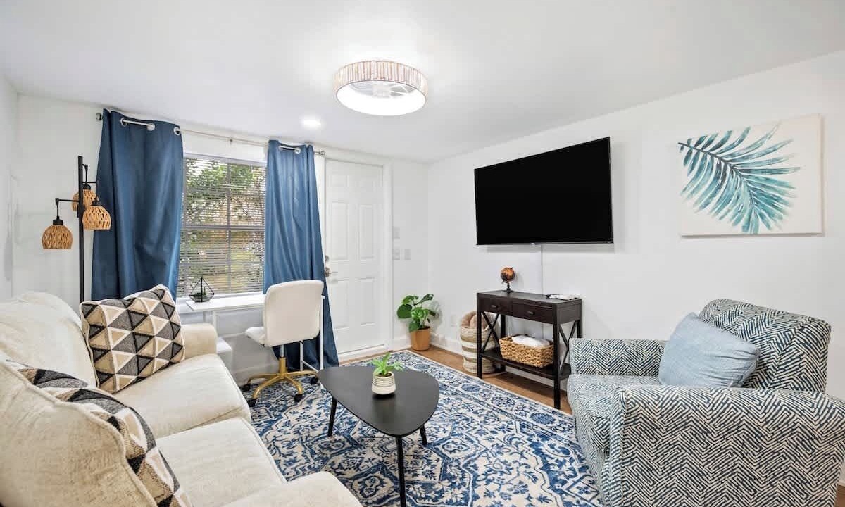 Photo of Livingroom in Dixieland
