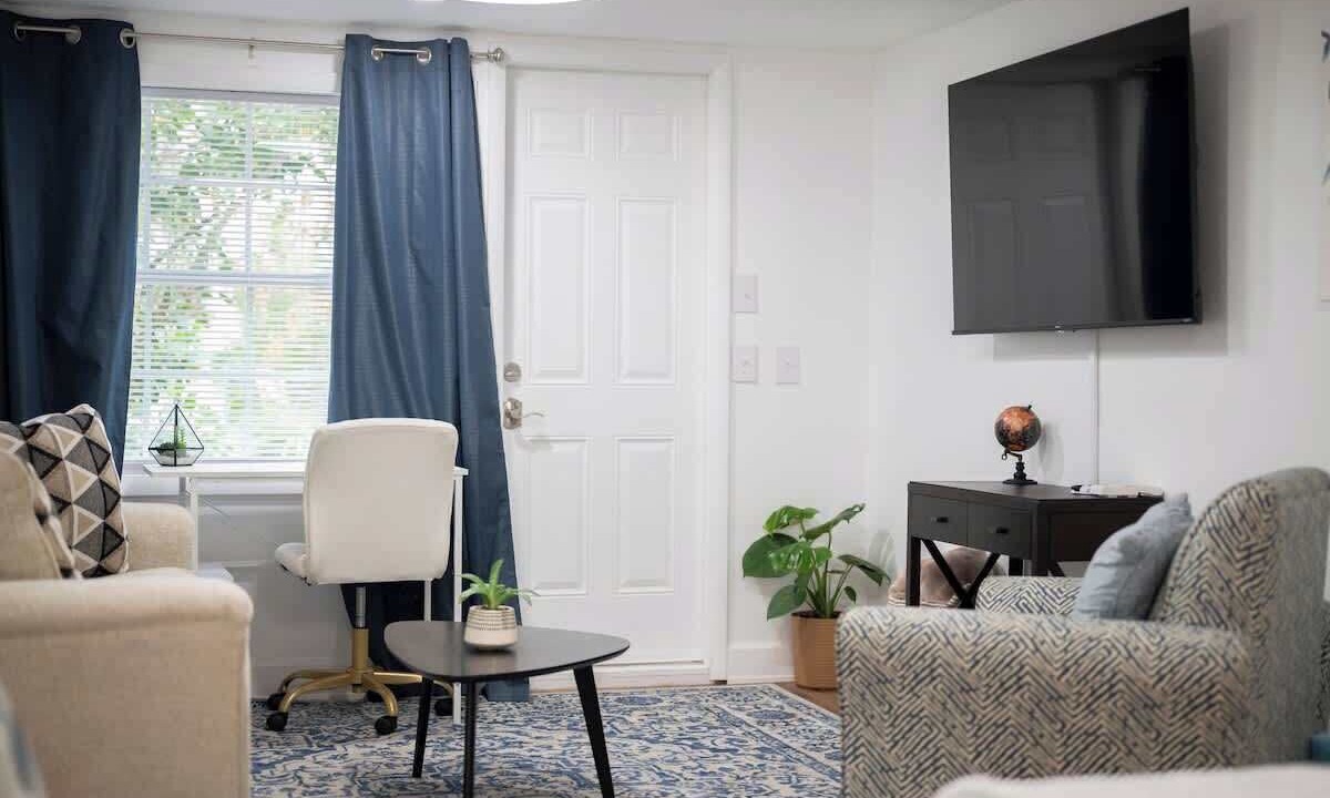 Photo of Livingroom in Dixieland
