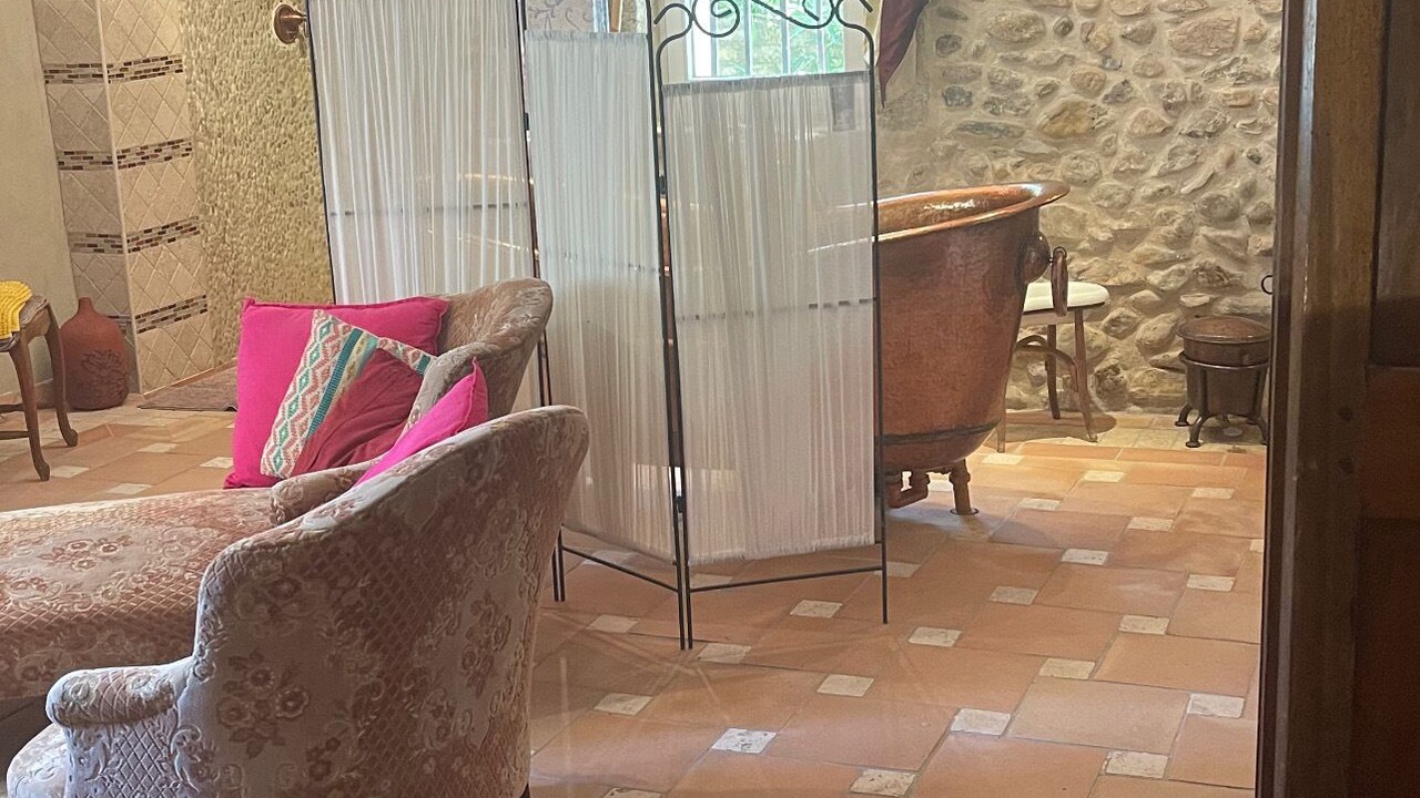Photo of Bedroom in Violes