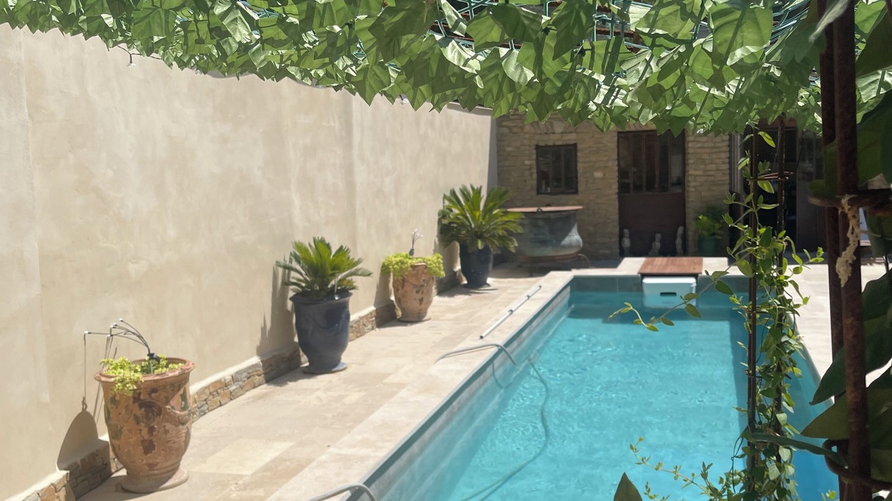 Photo of Outdoor in Violes