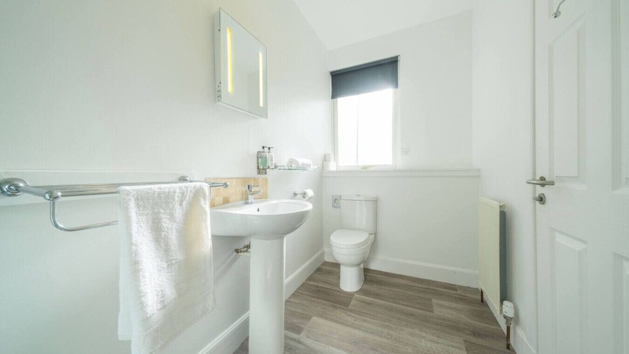 Photo of Bathroom in Glenisla