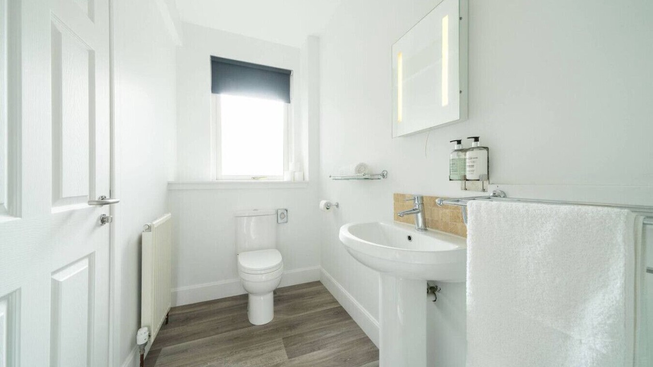 Photo of Bathroom in Glenisla