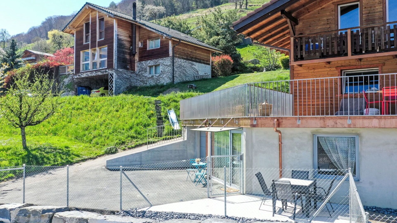 Photo of Patio Balcony in Collombey-Muraz