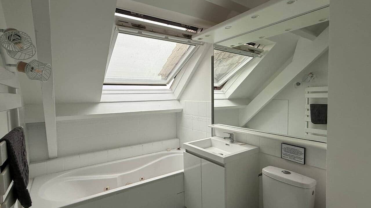 Photo of Bathroom in Saint-Josse