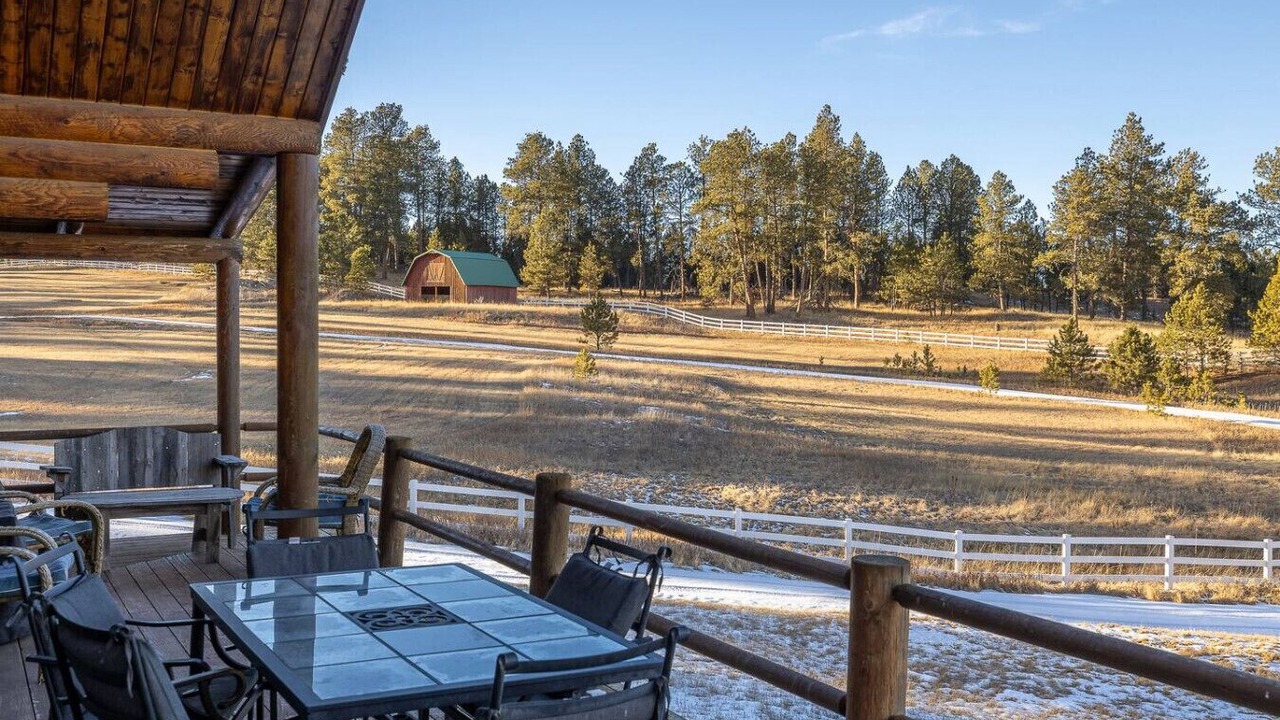 Photo of Others in Custer