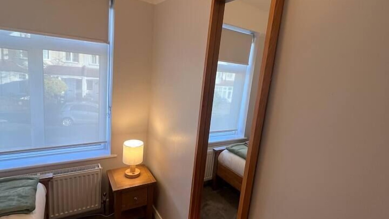 Photo of Others in Woodside