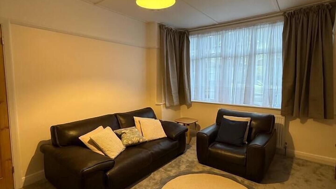 Photo of Others in Woodside