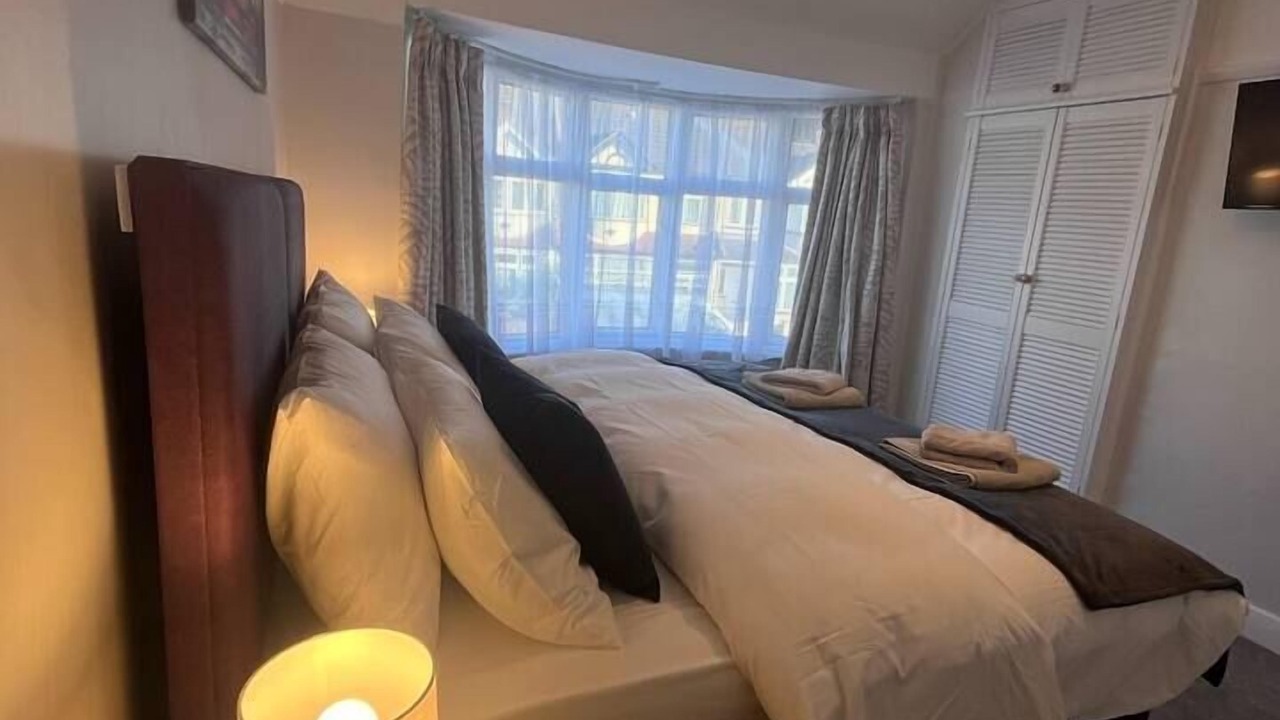 Photo of Others in Woodside