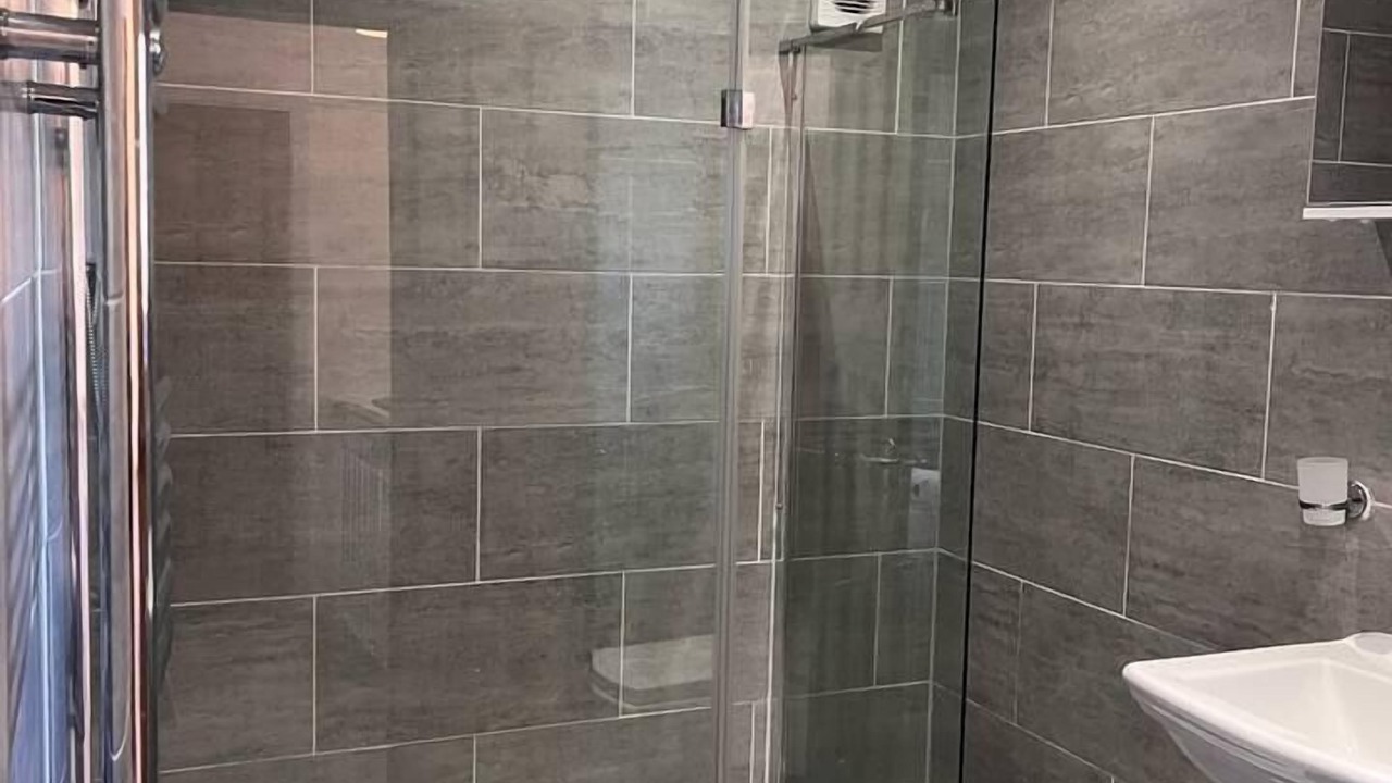 Photo of Others in Woodside