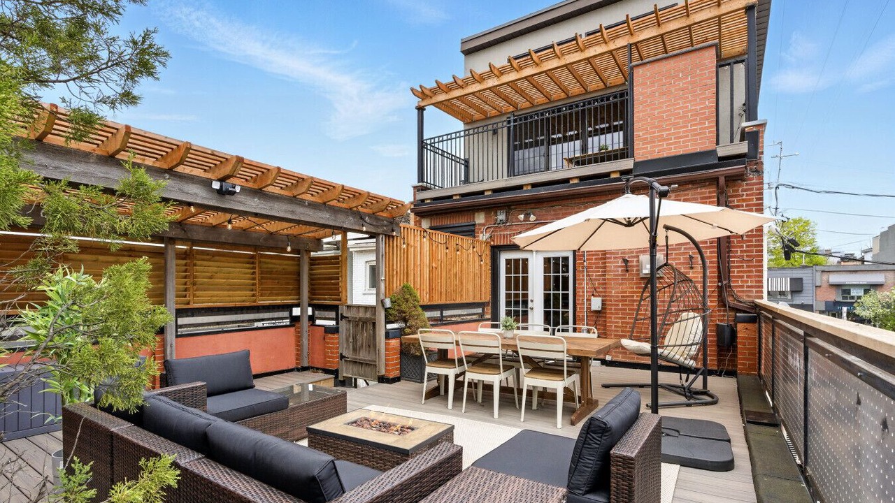 Photo of Outdoor in Lawrence Park South