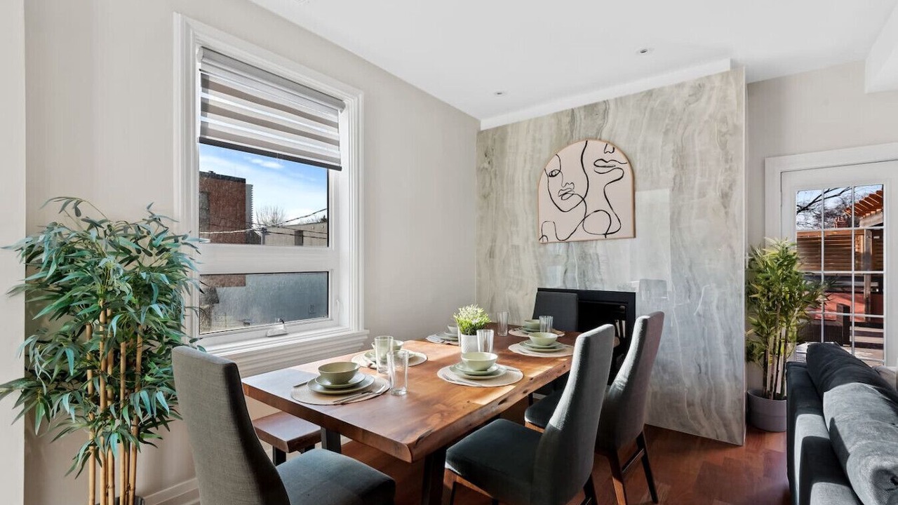 Photo of Bedroom in Lawrence Park South