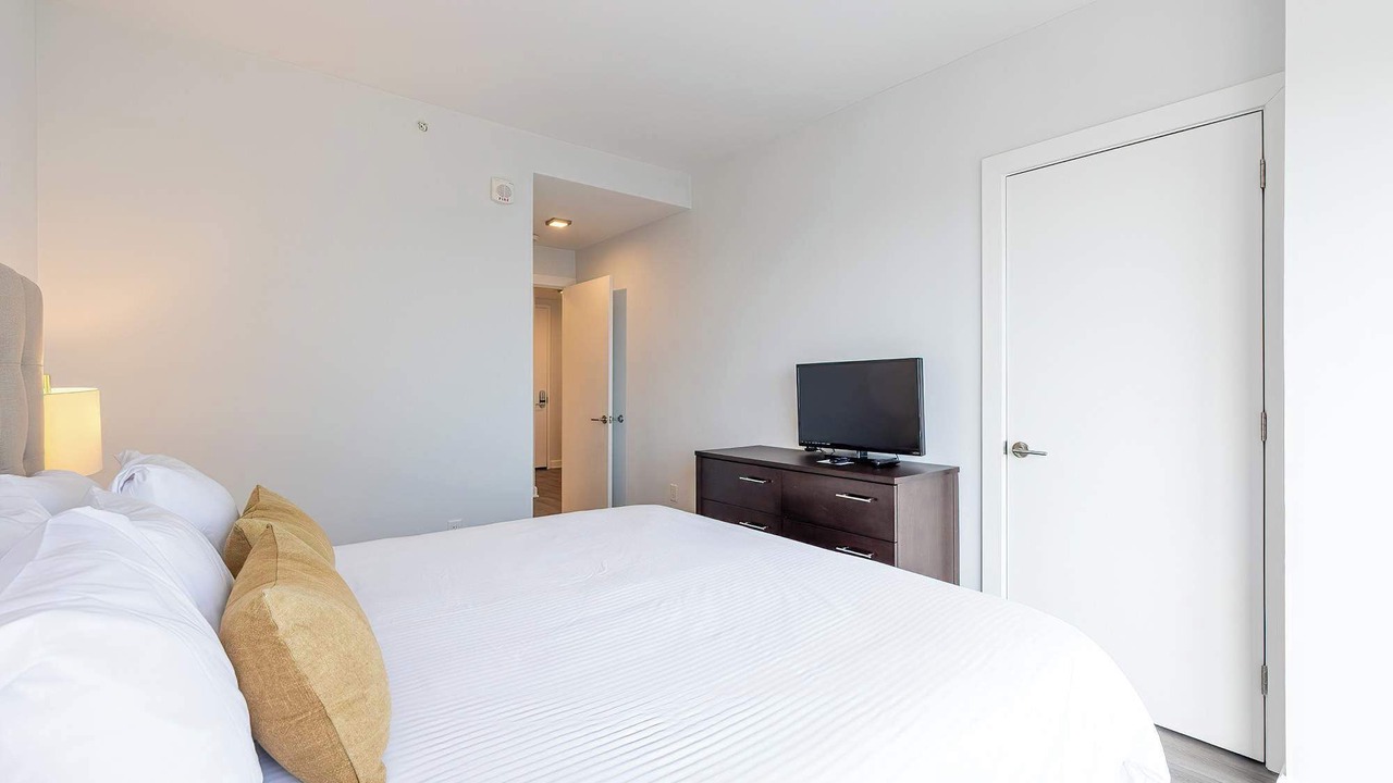 Photo of Bedroom in Downtown