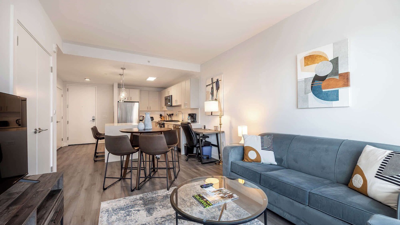 Photo of Livingroom in Downtown