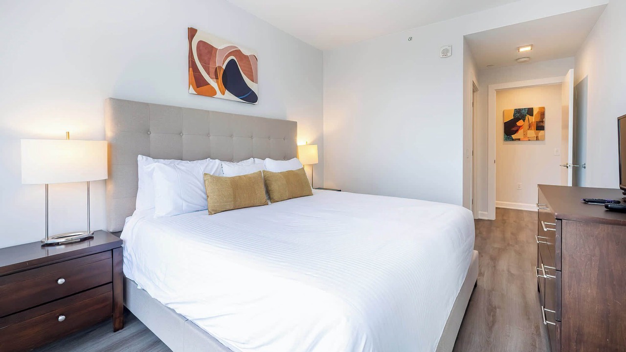 Photo of Bedroom in Downtown