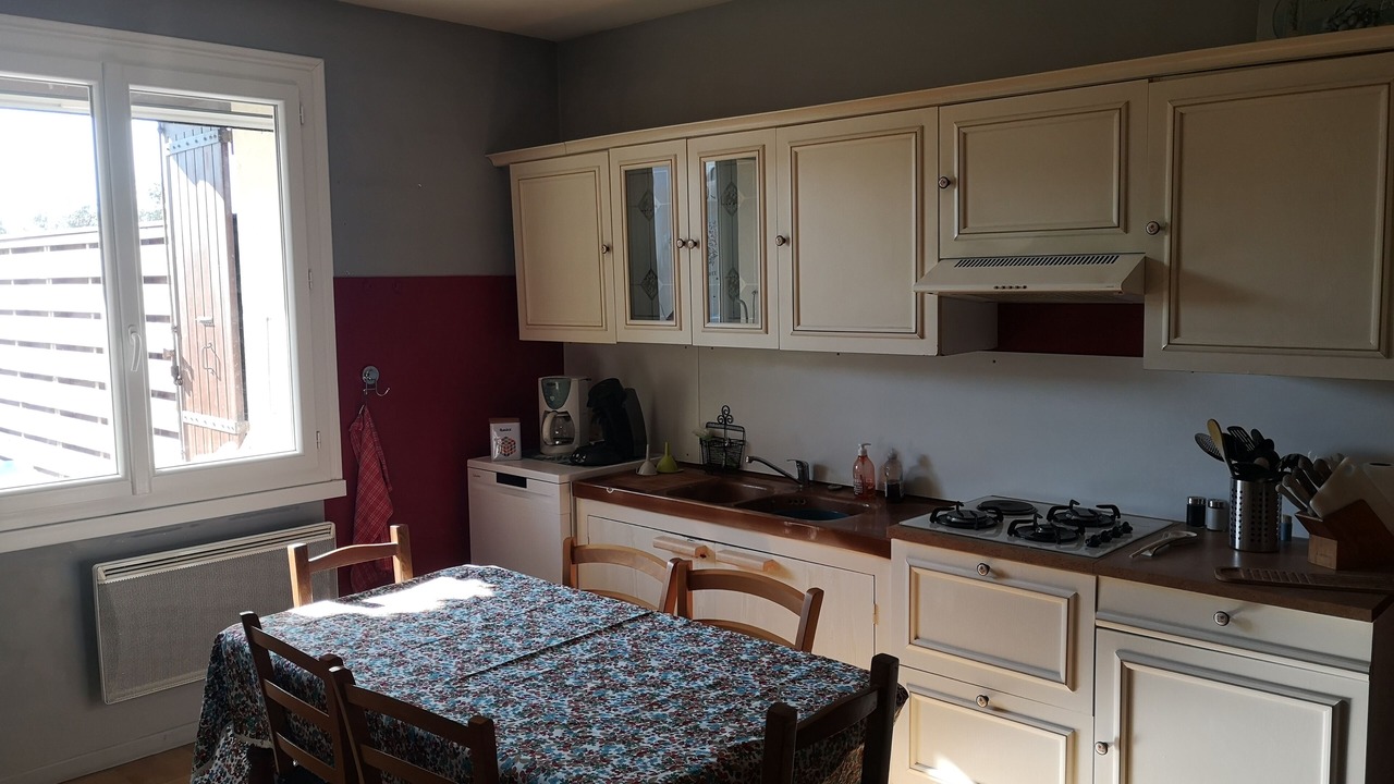 Photo of Kitchen in Camaret-sur-Aigues