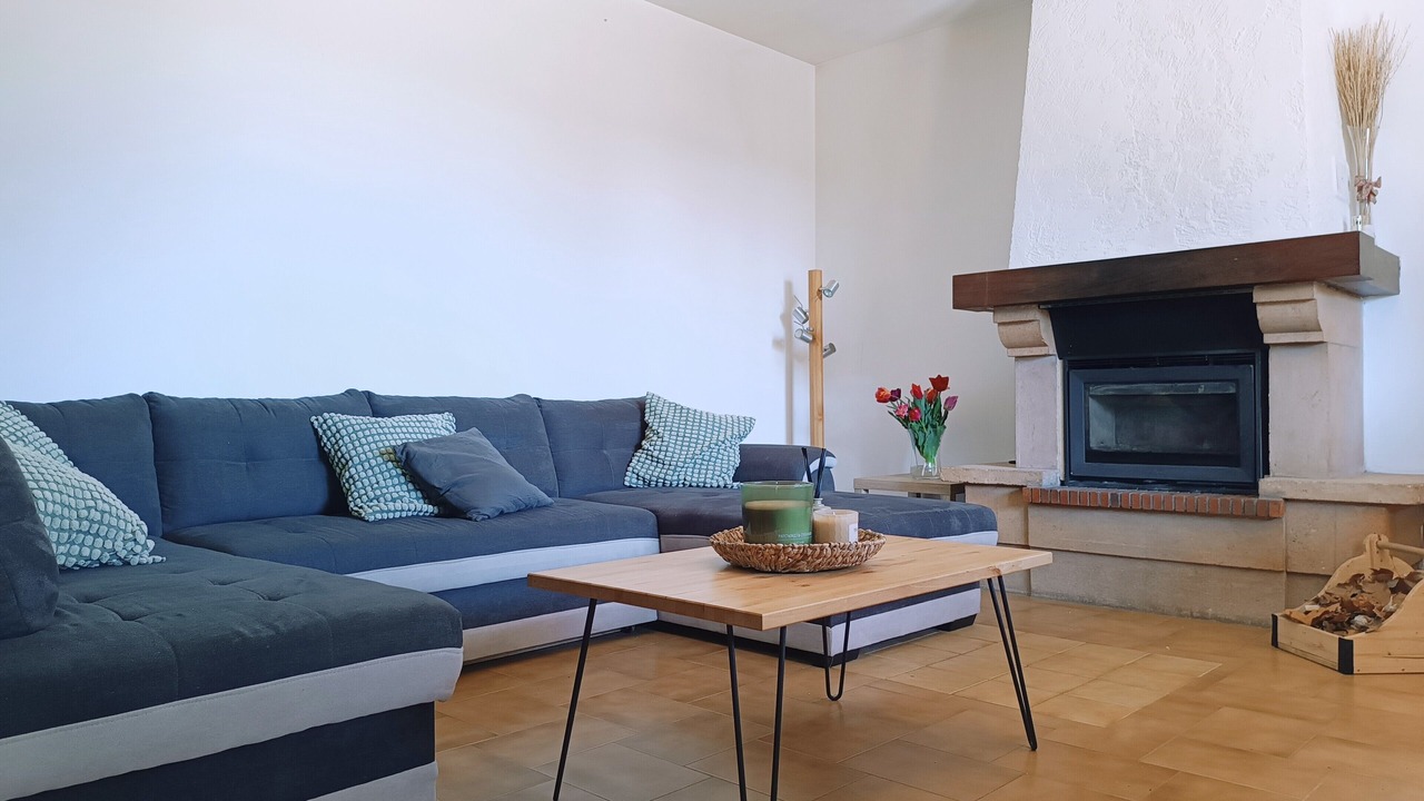 Photo of Livingroom in Camaret-sur-Aigues