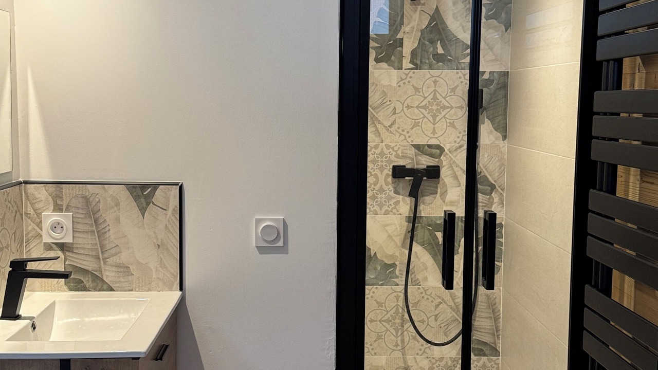 Photo of Bathroom in Egat