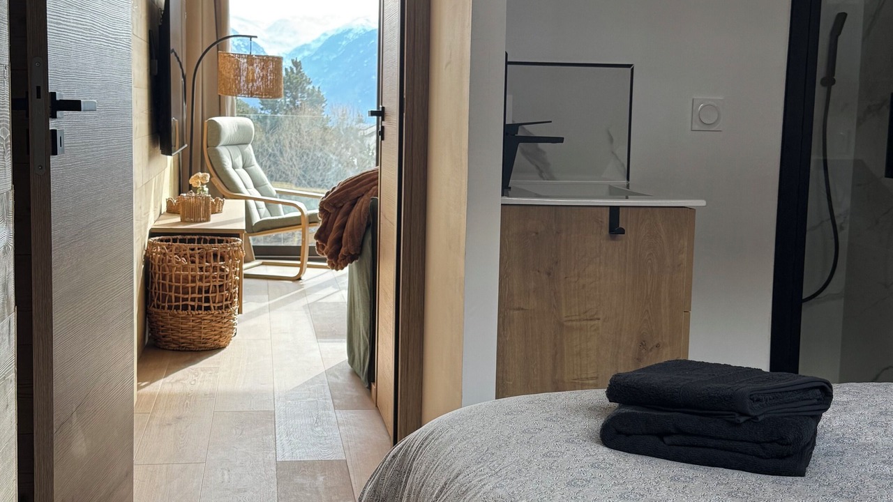 Photo of Bedroom in Egat