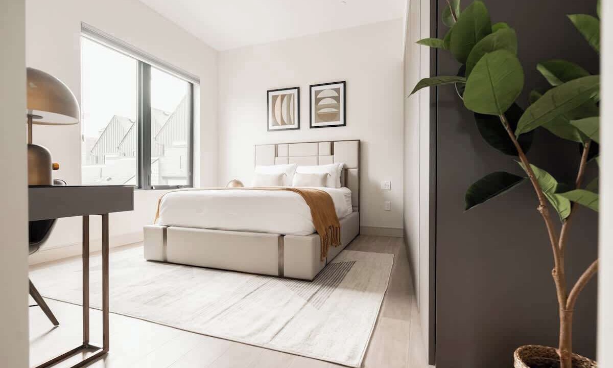 Photo of Bedroom in Jefferson Park