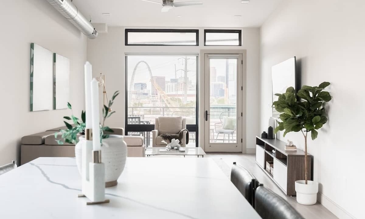 Photo of Livingroom in Jefferson Park
