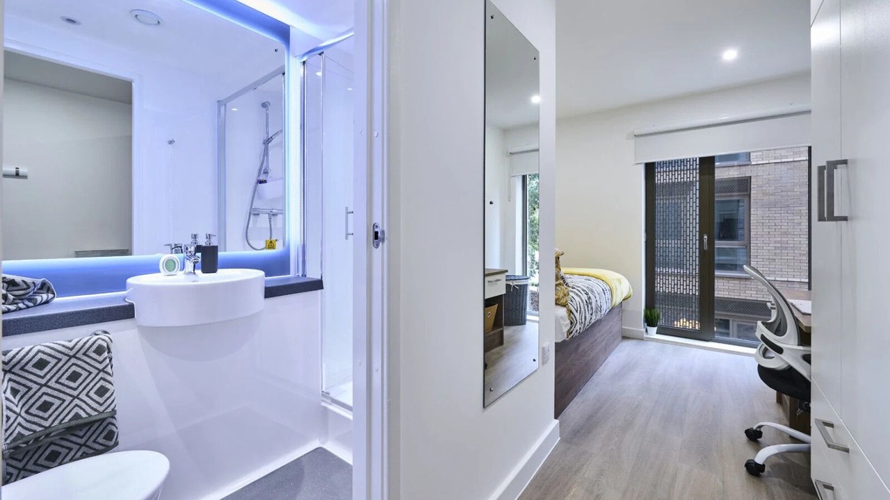 Photo of Bathroom in Tatenhill