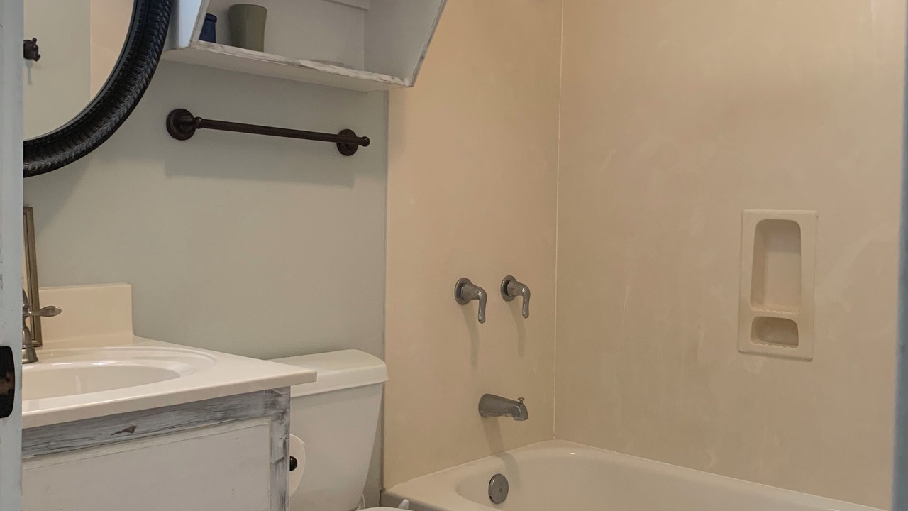 Photo of Bathroom in Kyle
