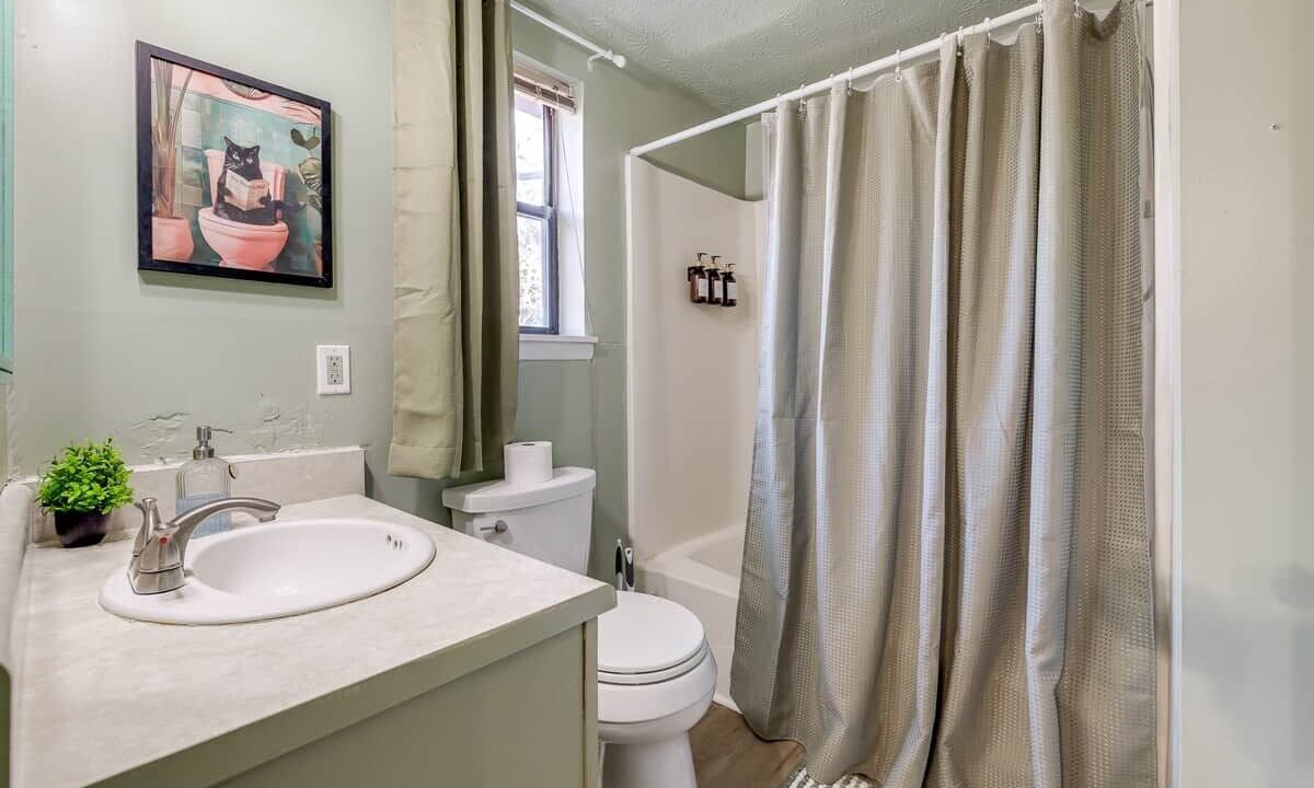 Photo of Bathroom in Pooler