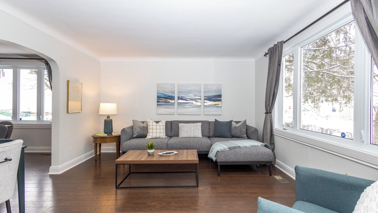 Photo of Livingroom in Vanier