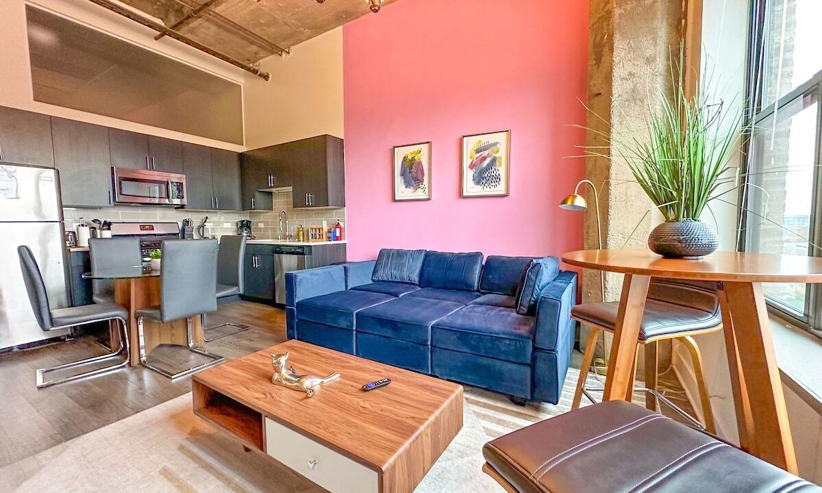 Photo of Livingroom in Near South Side