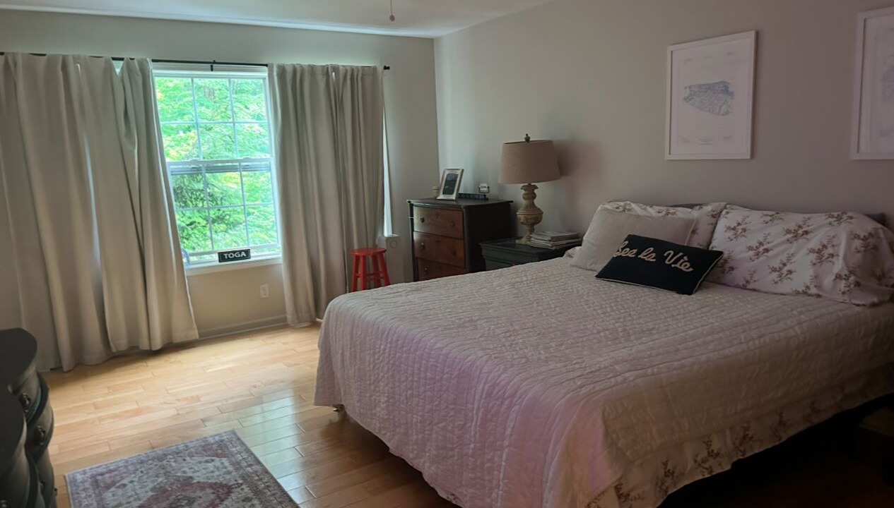 Photo of Bedroom in Saratoga Springs