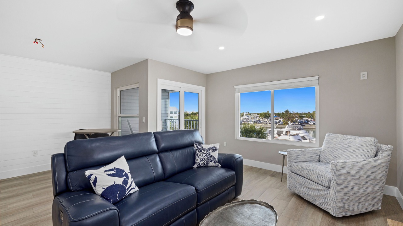Photo of Livingroom in Englewood