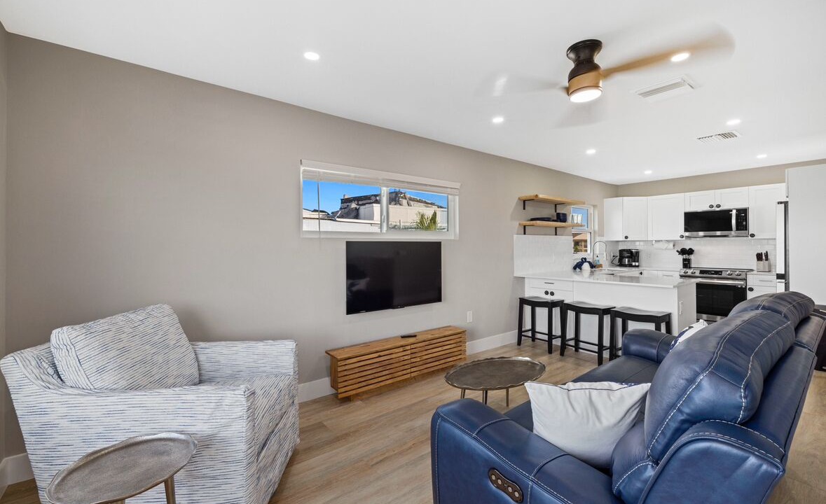 Photo of Livingroom in Englewood