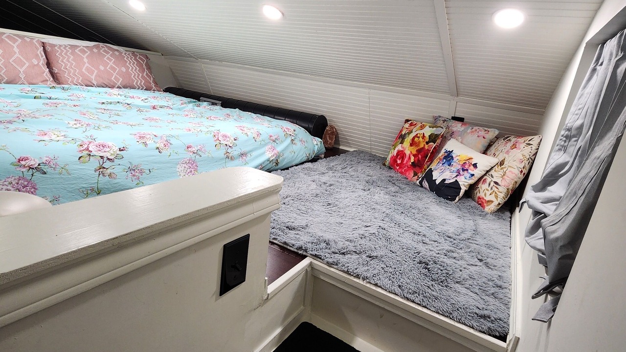 Photo of Bedroom in Staples