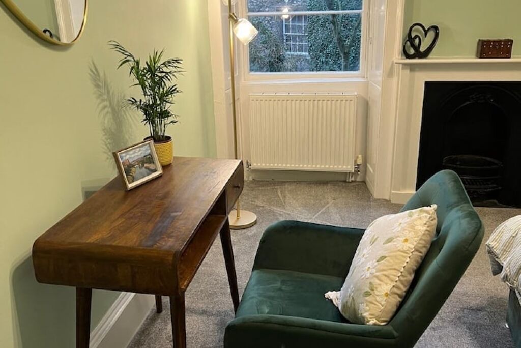 Photo of Livingroom in Bath